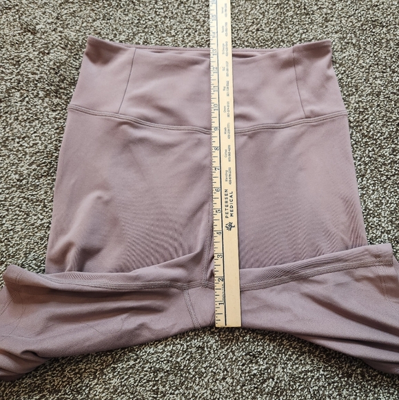 Girlfriend Collective FLOAT Ultralight High Rise Bike Short Size Medium - Picture 6 of 7